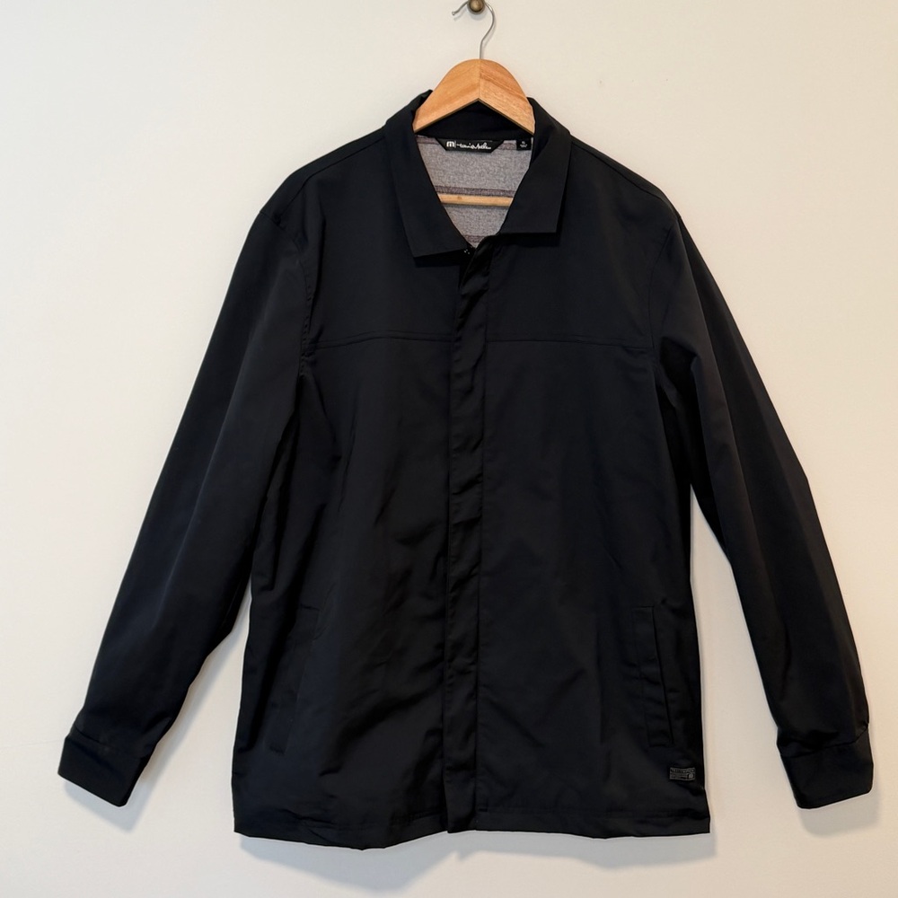 NWOT Men’s Travis Mathew Navy Waterproof Striped Lined Jacket.